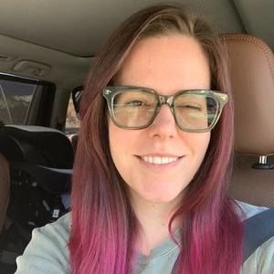 Meet your Posher, Corinne